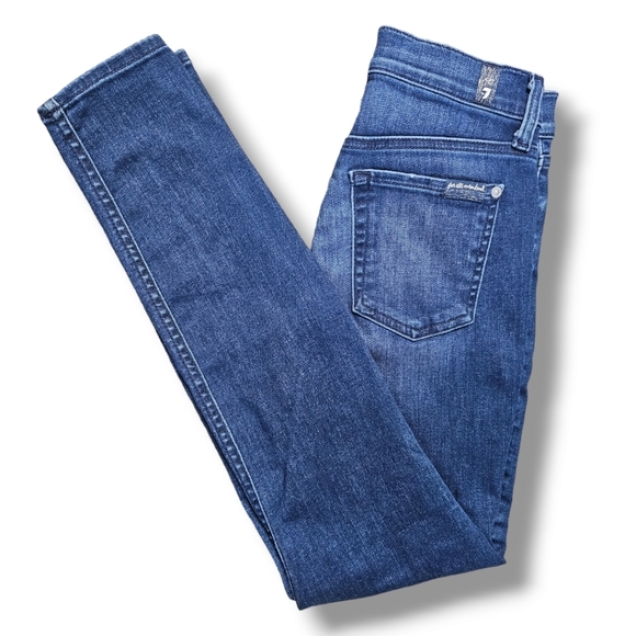 7 For All Mankind Denim - 7 For All Mankind Gwnevere skinny. Size 25